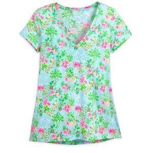 Disney x Lilly Pulitzer Etta V-Neck Tee Shirt in Lilly Loves Disney